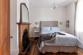Galvin Town Cottage, convenient to CBD